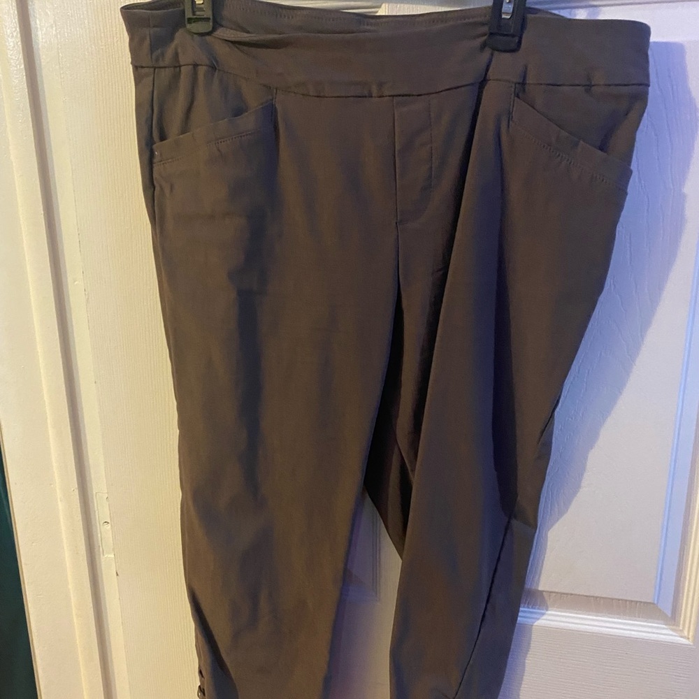 Tan Cropped Pant